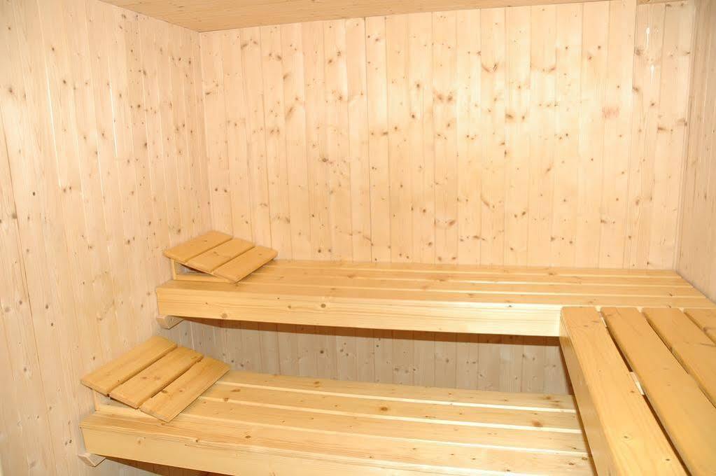 Hotel Derby Aprica Exterior photo